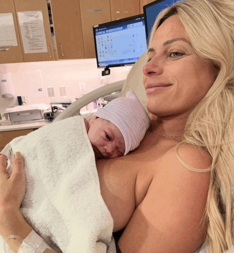JoAnna in hospital with newborn daughter